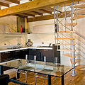 escalera de caracol / estructura de acero inoxidable / peldaño de madera - ELEGANCE : K8 2000