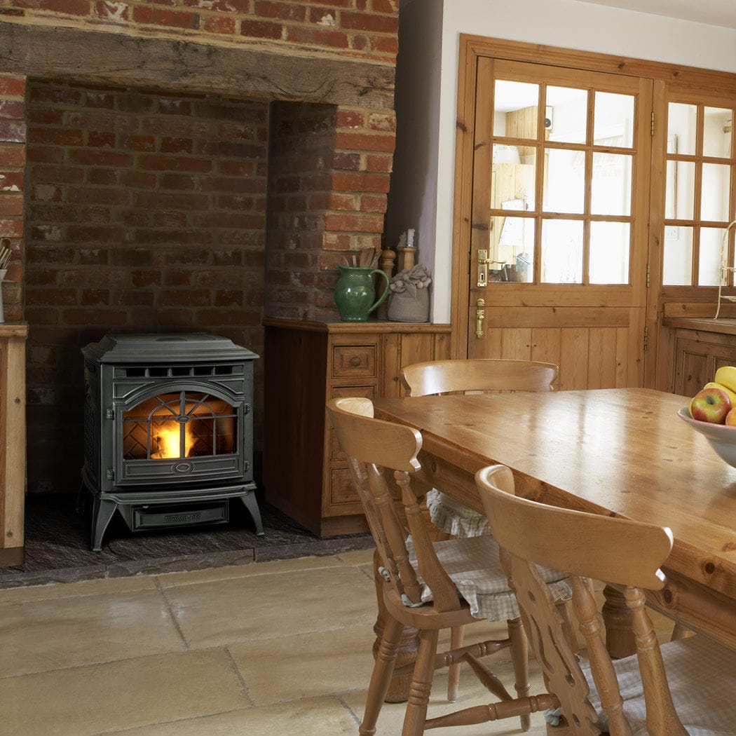 Estufa de pellets CASTILE QUADRAFIRE 0 5 kW / 10 kW...20 kW