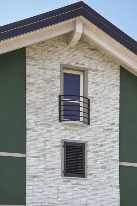 Revestimiento de pared de hormigón / para uso residencial / embutido