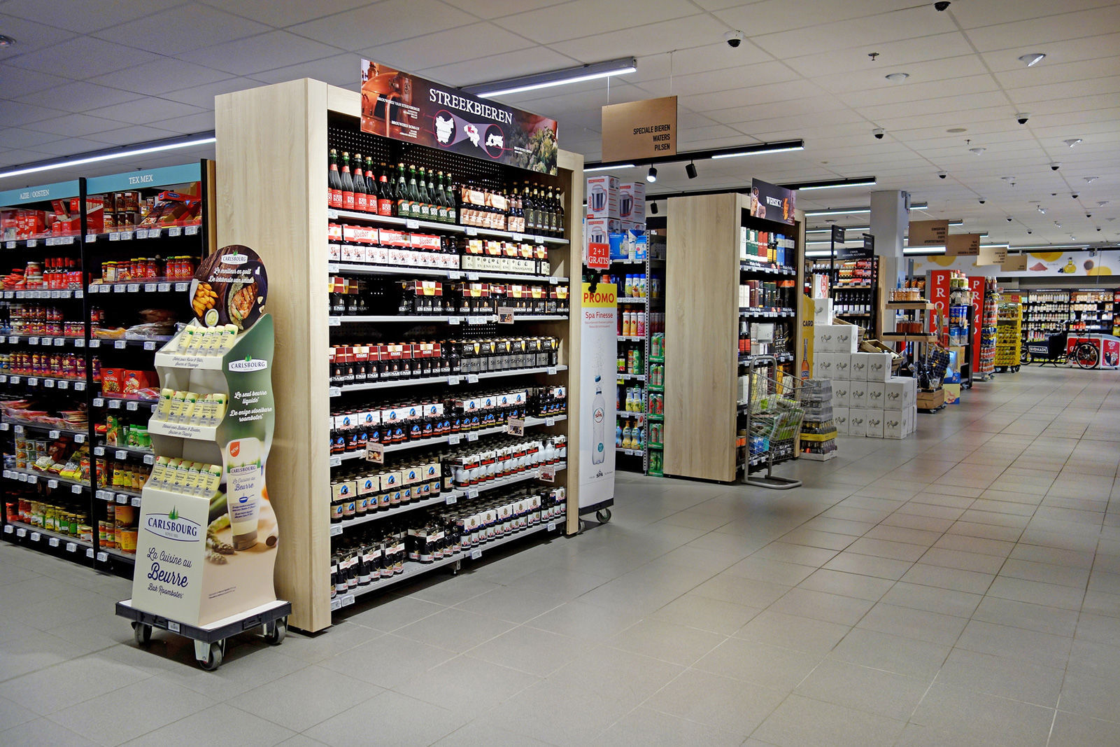 Góndola para supermercado Gondella Góndola para supermercado Gondella