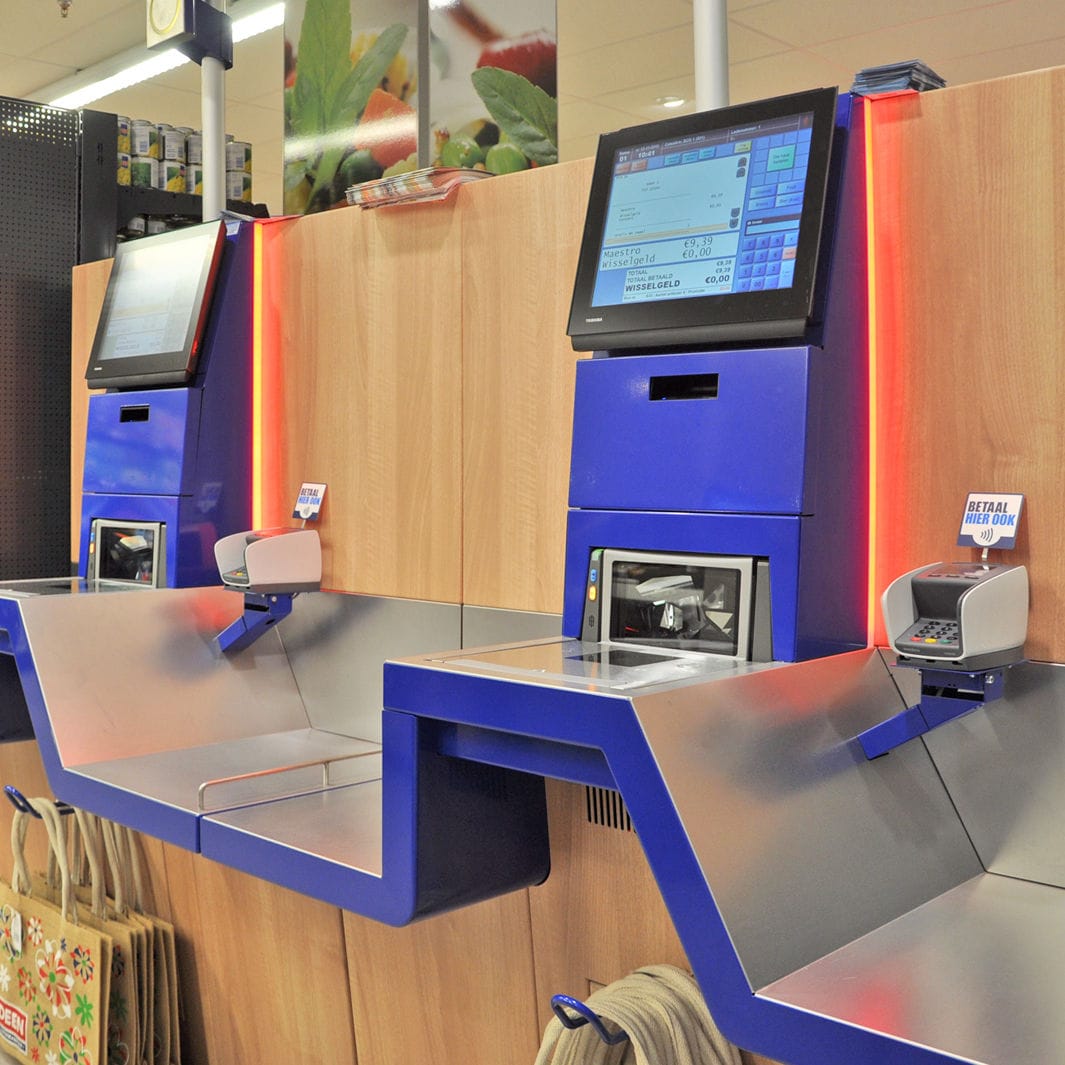 Caja de salida para supermercado SELF Gondella