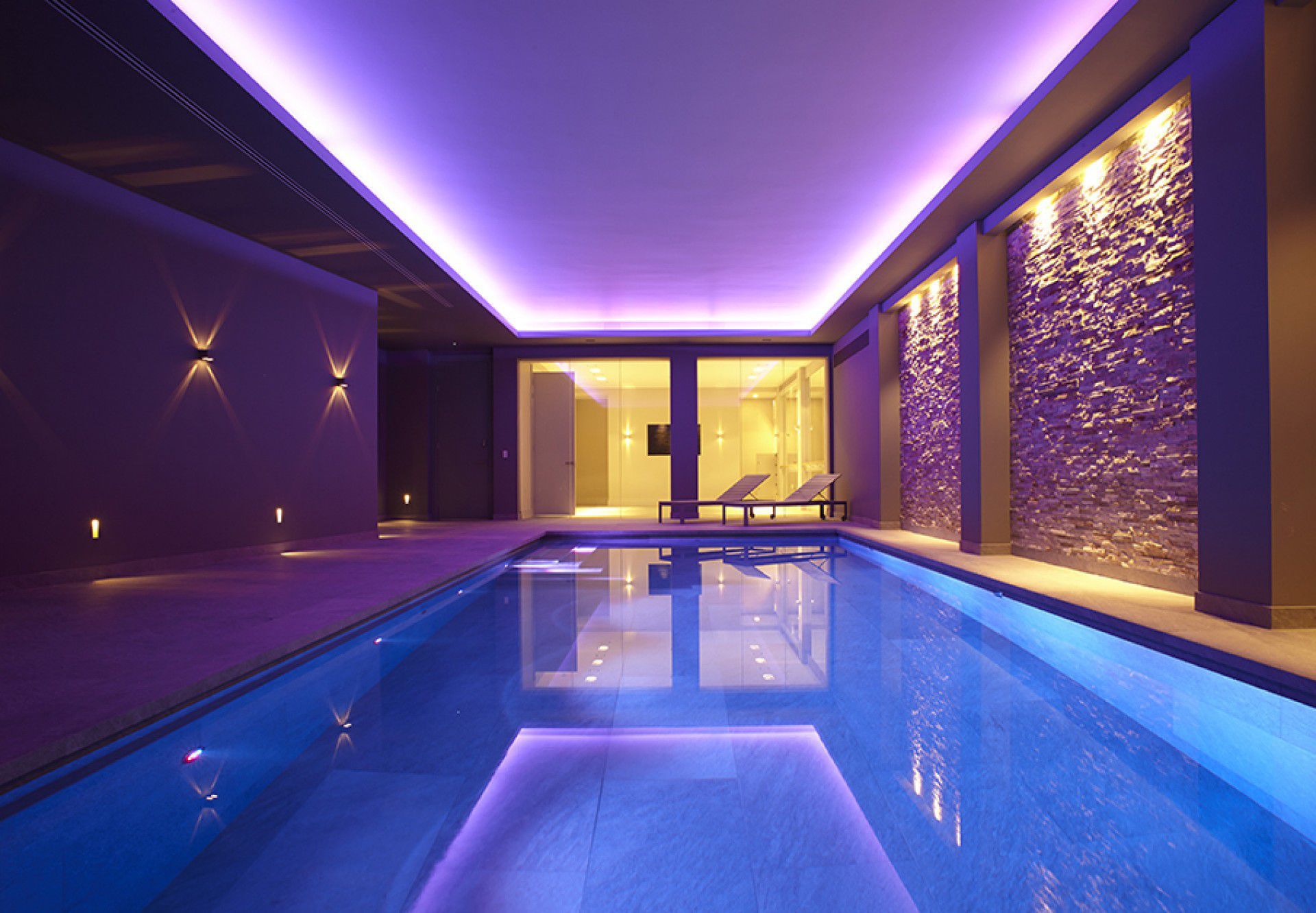 Piscina de interior - PRINCEDALE ROAD - GUNCAST SWIMMING POOLS - para