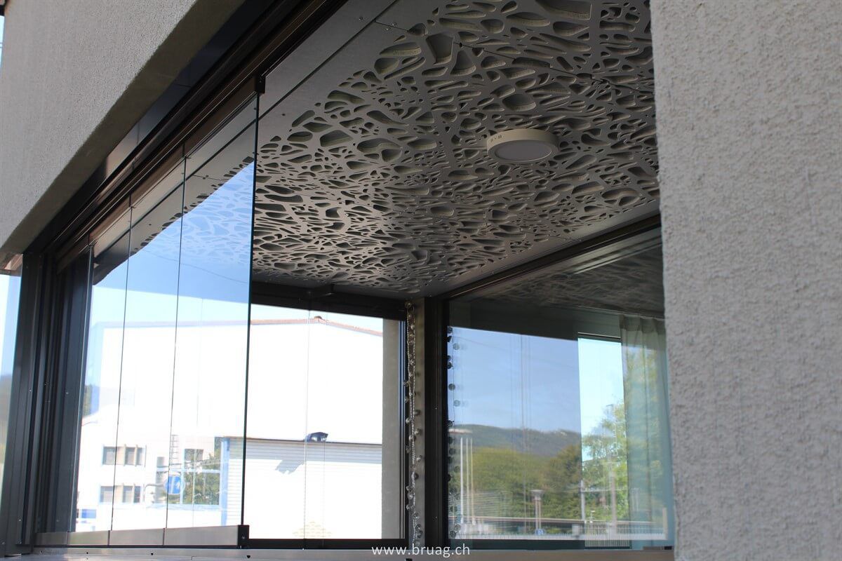 Panel decorativo de revestimiento - Bruag AG - de madera / para falso