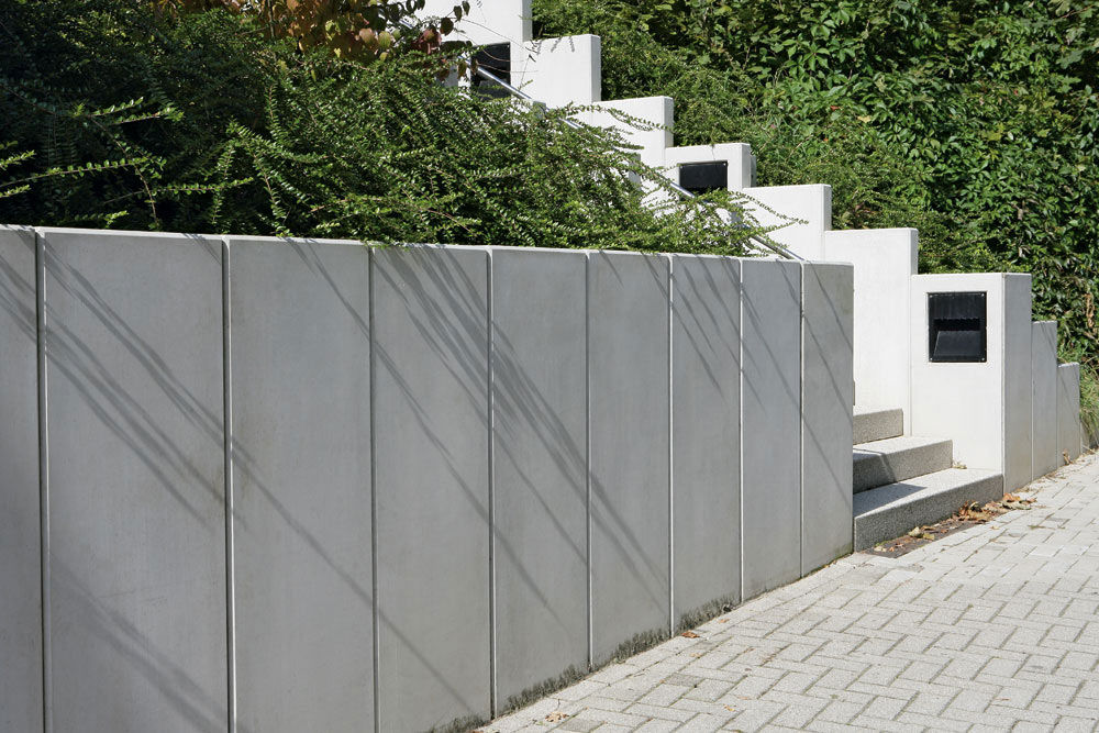 Bloque de hormigón macizo - L - UHL - para muro / para valla de jardín