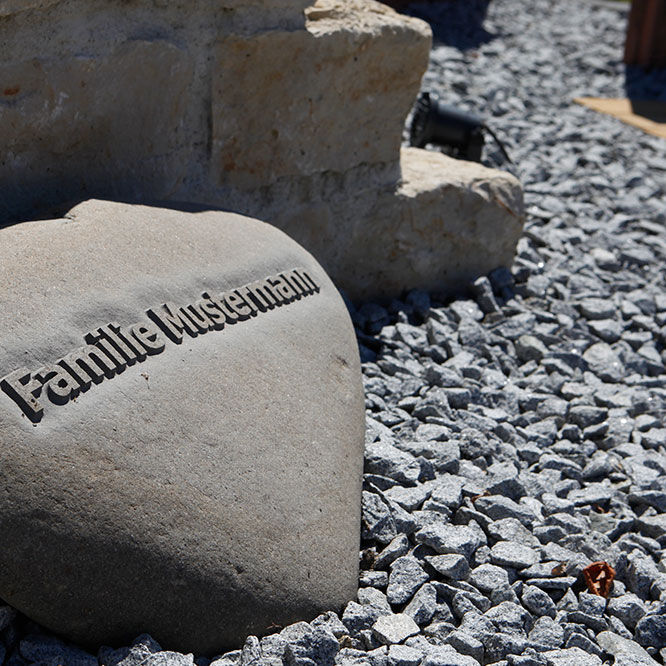 Grava estándar / para jardín / para exteriores / triturada - UHL
