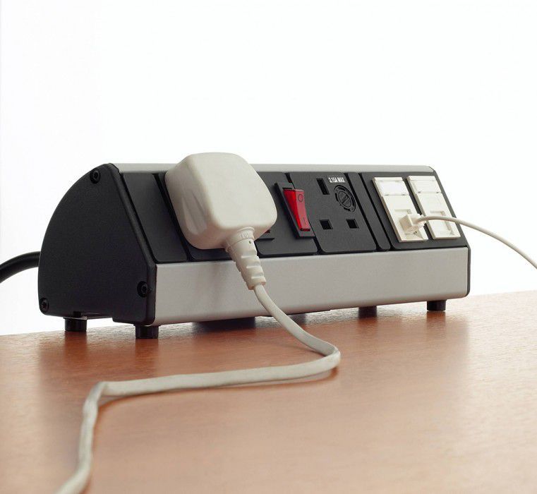 Toma de corriente - Hawk Furniture Ltd. - múltiple / para escritorio