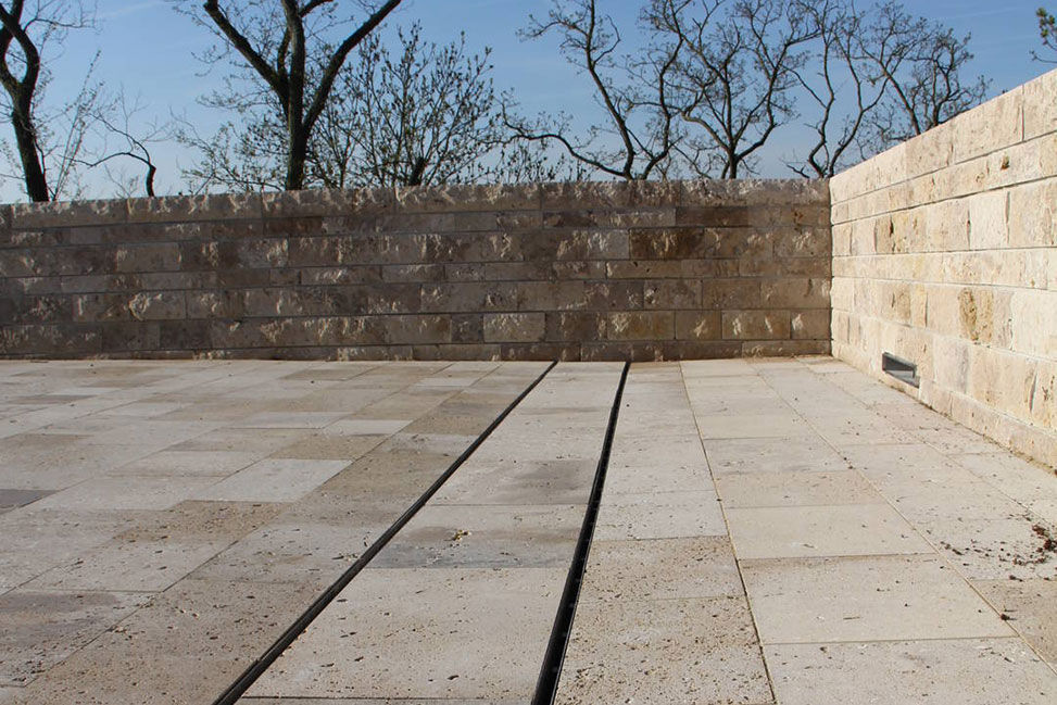 Canal de drenaje para piscina / de acero inoxidable / de piedra / con