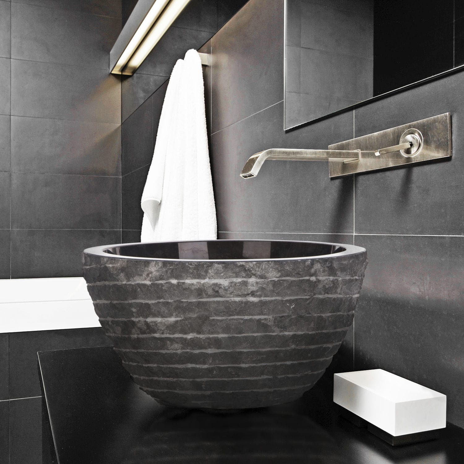 Lavabo sobre encimera - WA024Black - Vasque import - redondo / de