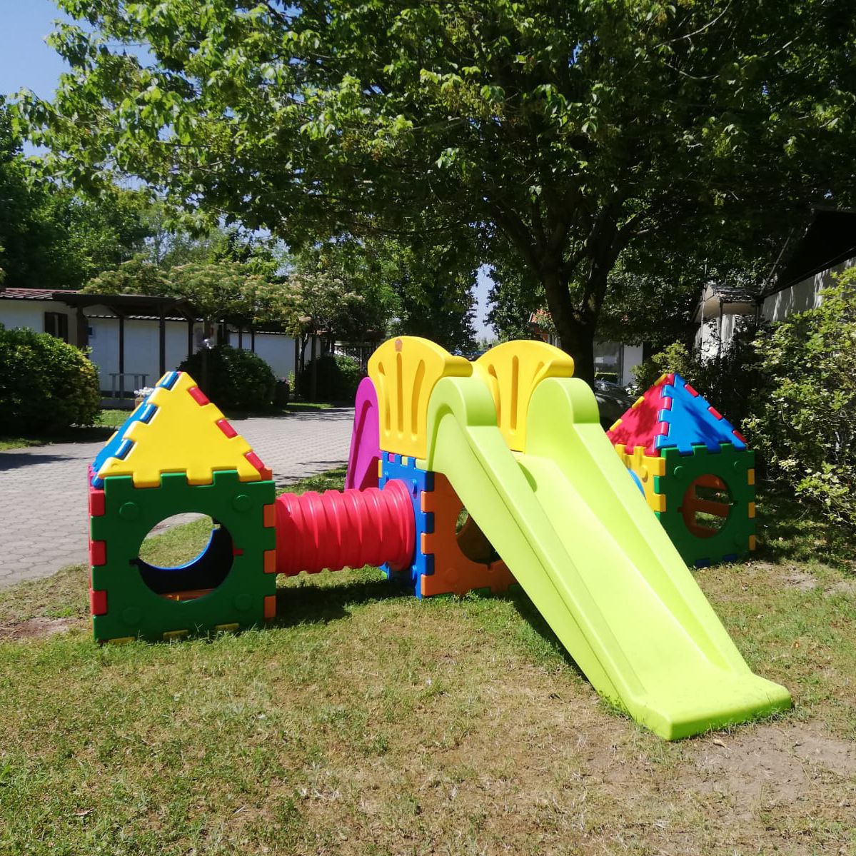 Tobogán recto CUBIC TOY I 2000 GOLDEN GAMES SRL para parque infantil