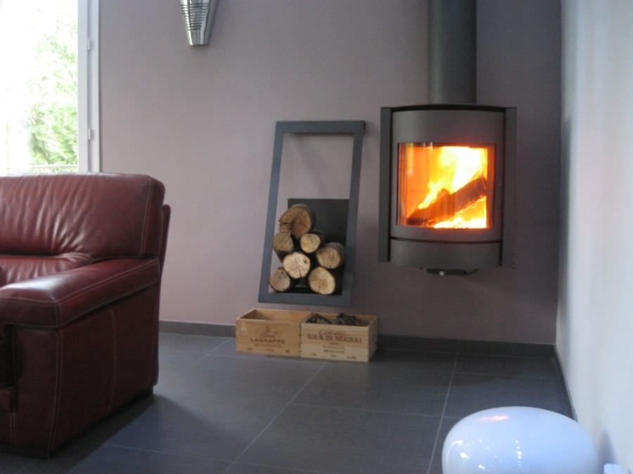 Estufa de leña - 30-UP - Stûv - de metal / contemporánea / de pared