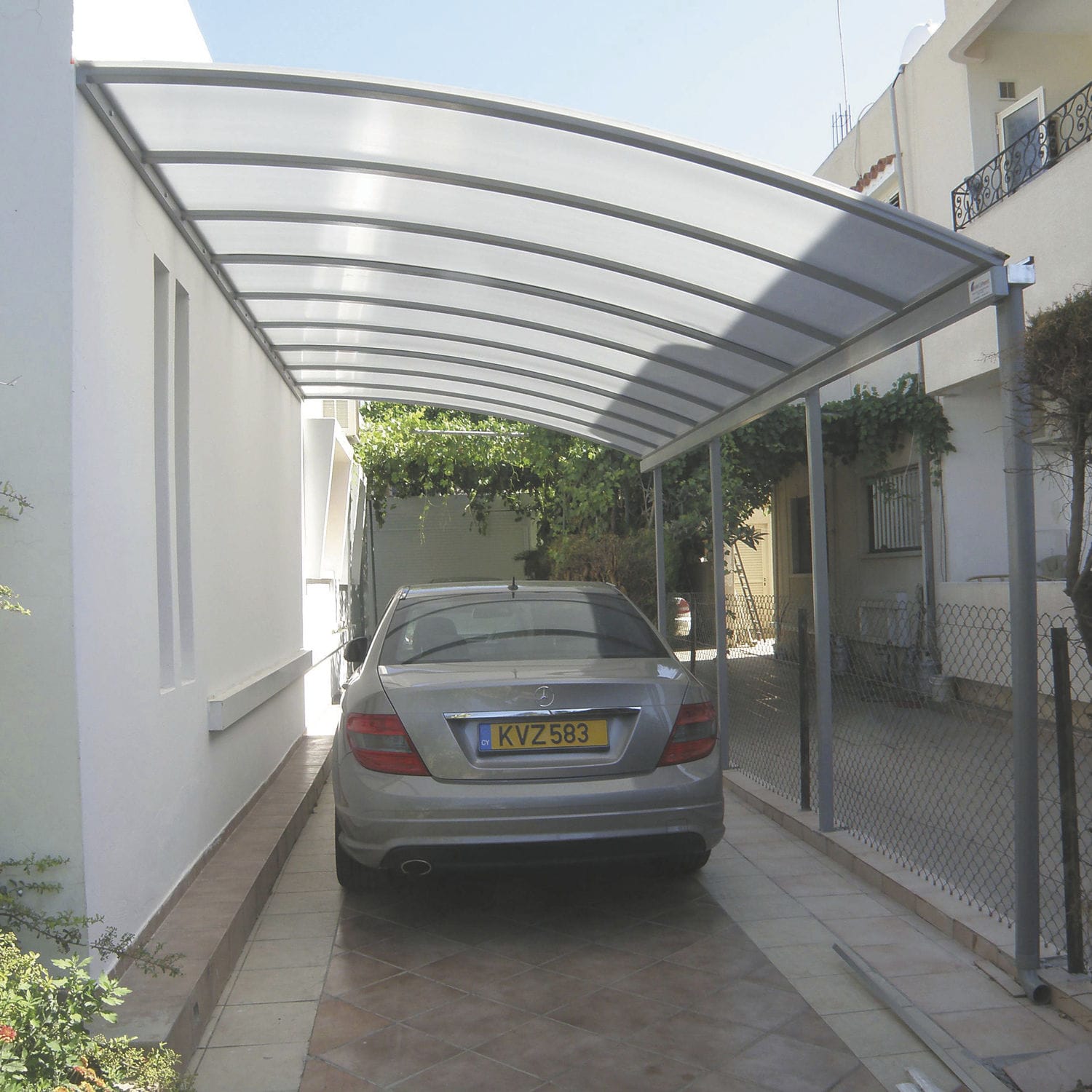 Cubierta para aparcamiento de policarbonato - POLYGAL