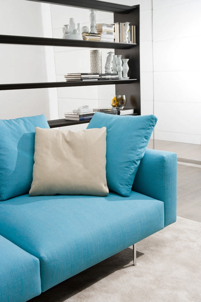 Sofá de diseño minimalista JACKSON CasaDesùs de tejido / 3 plazas