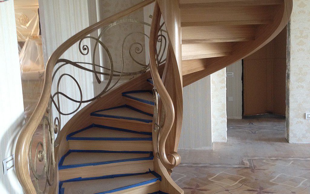 Escalera helicoidal - BAKU - Siller Stairs - estructura de madera / con