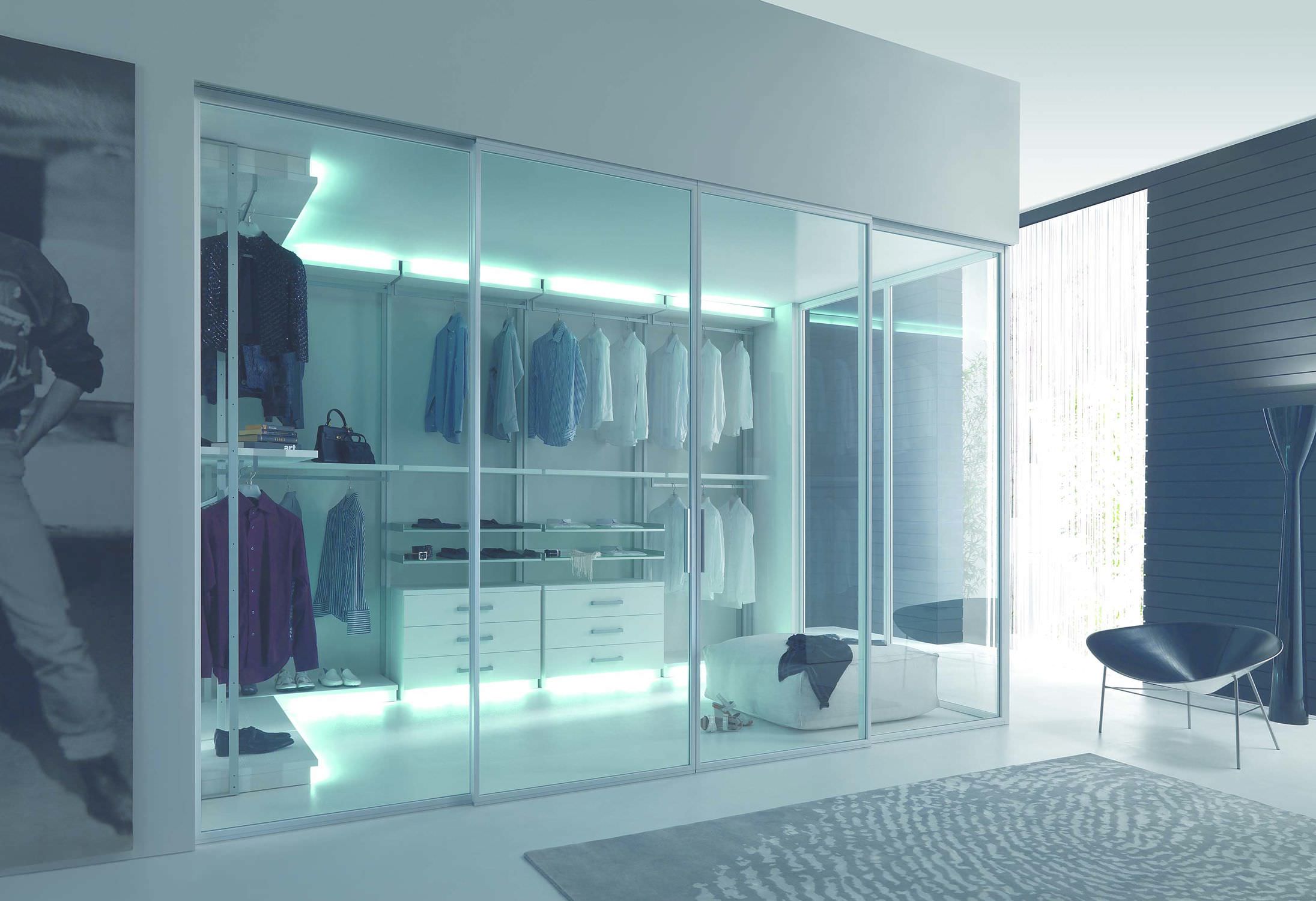 Vestidor contemporáneo - TWIN - Res Italia - de madera / con puerta