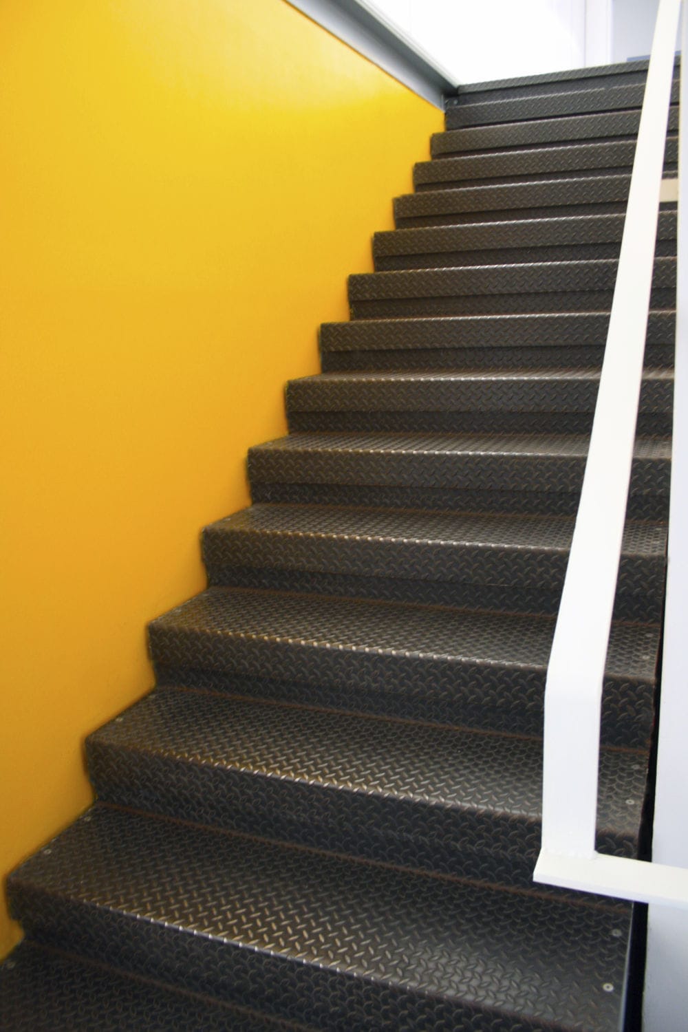 Revestimiento para peldaños de metal - STAIRCASE COATING - Planium - de