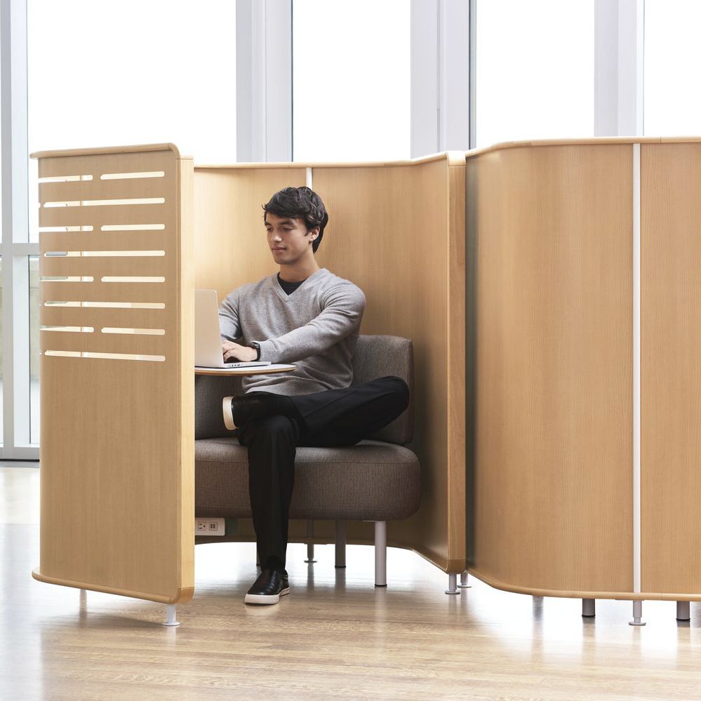 Separador para oficina para suelo - Teknion - de madera / modular