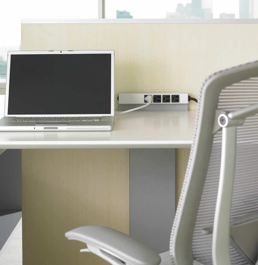 Separador para oficina de sobremesa - DISTRICT - Teknion - de vidrio