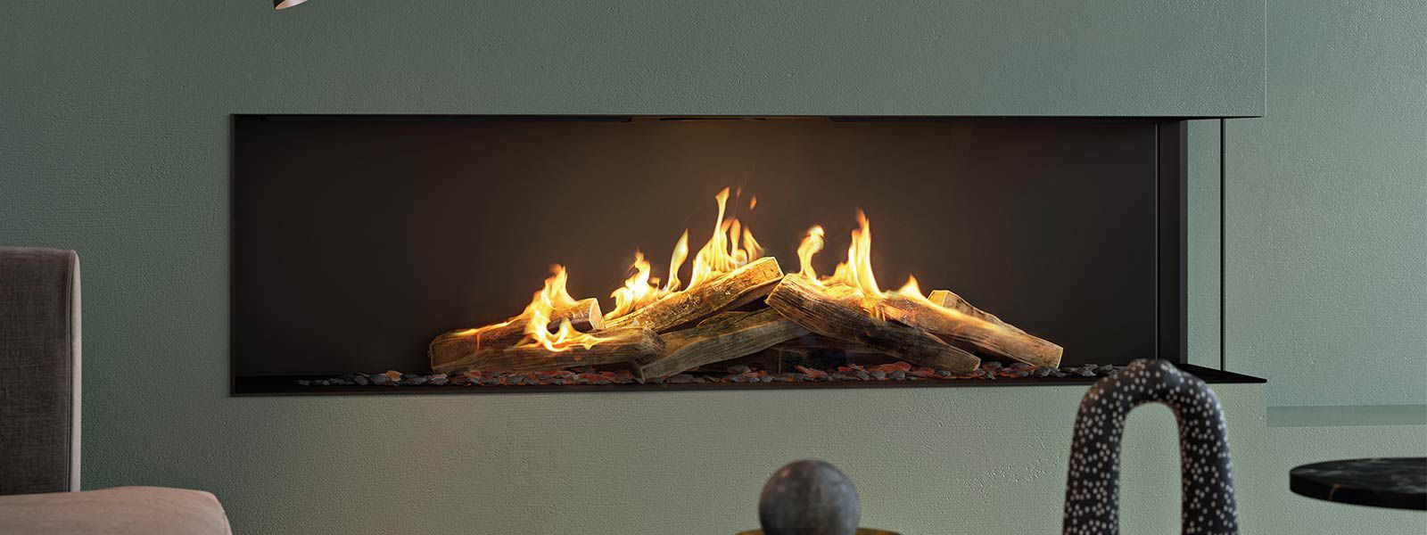 Chimenea de gas / contemporánea / hogar cerrado / de esquina - VISIO