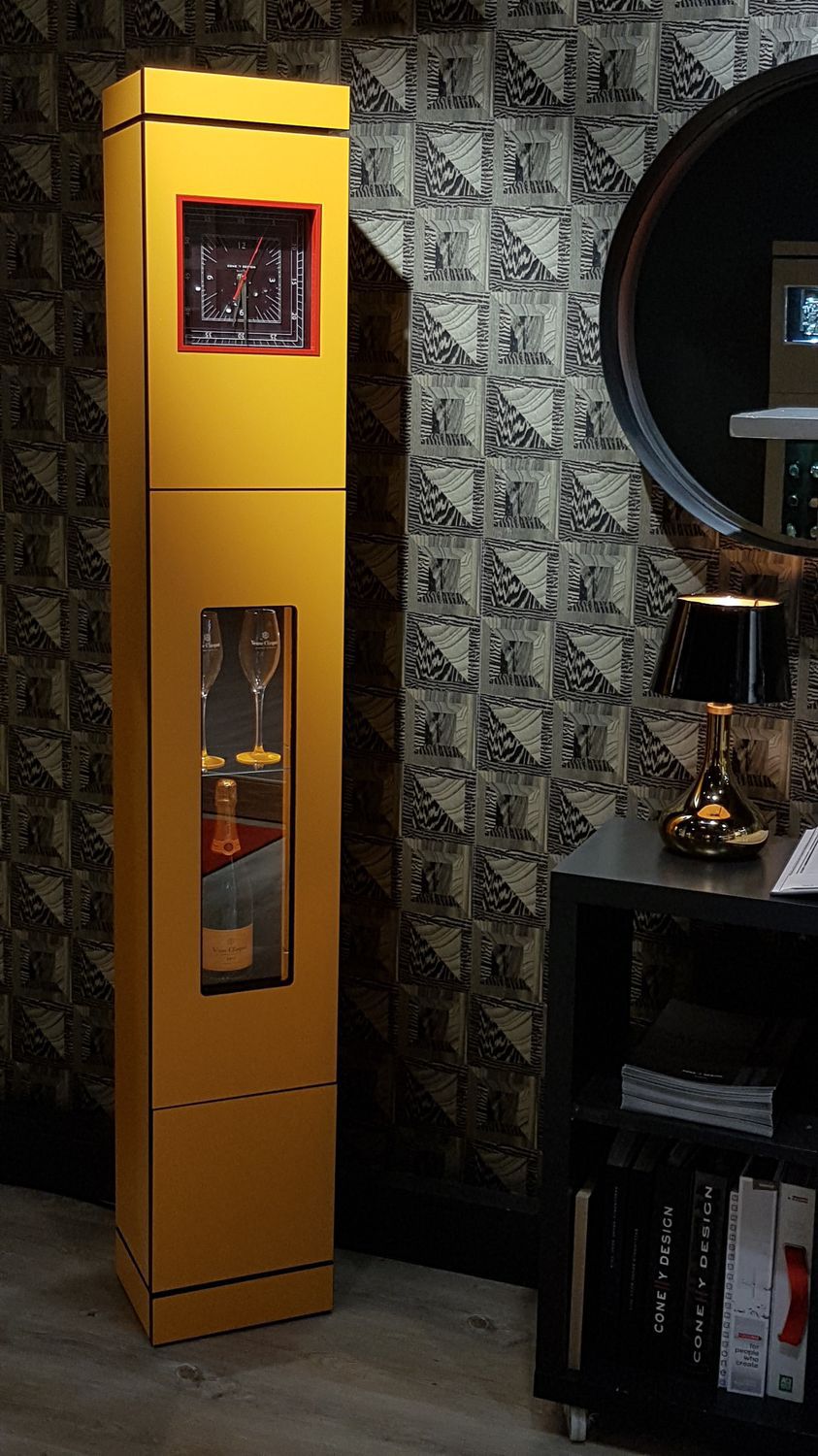 Mueble bar con reloj integrado - Minibar Clock - Conelly Design - para