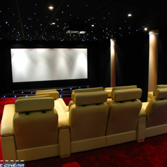 Sala de home cinema privada NÎMES VOTRE CINEMA