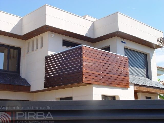 Barandilla de acero inoxidable / de madera / con barrotes / de exterior