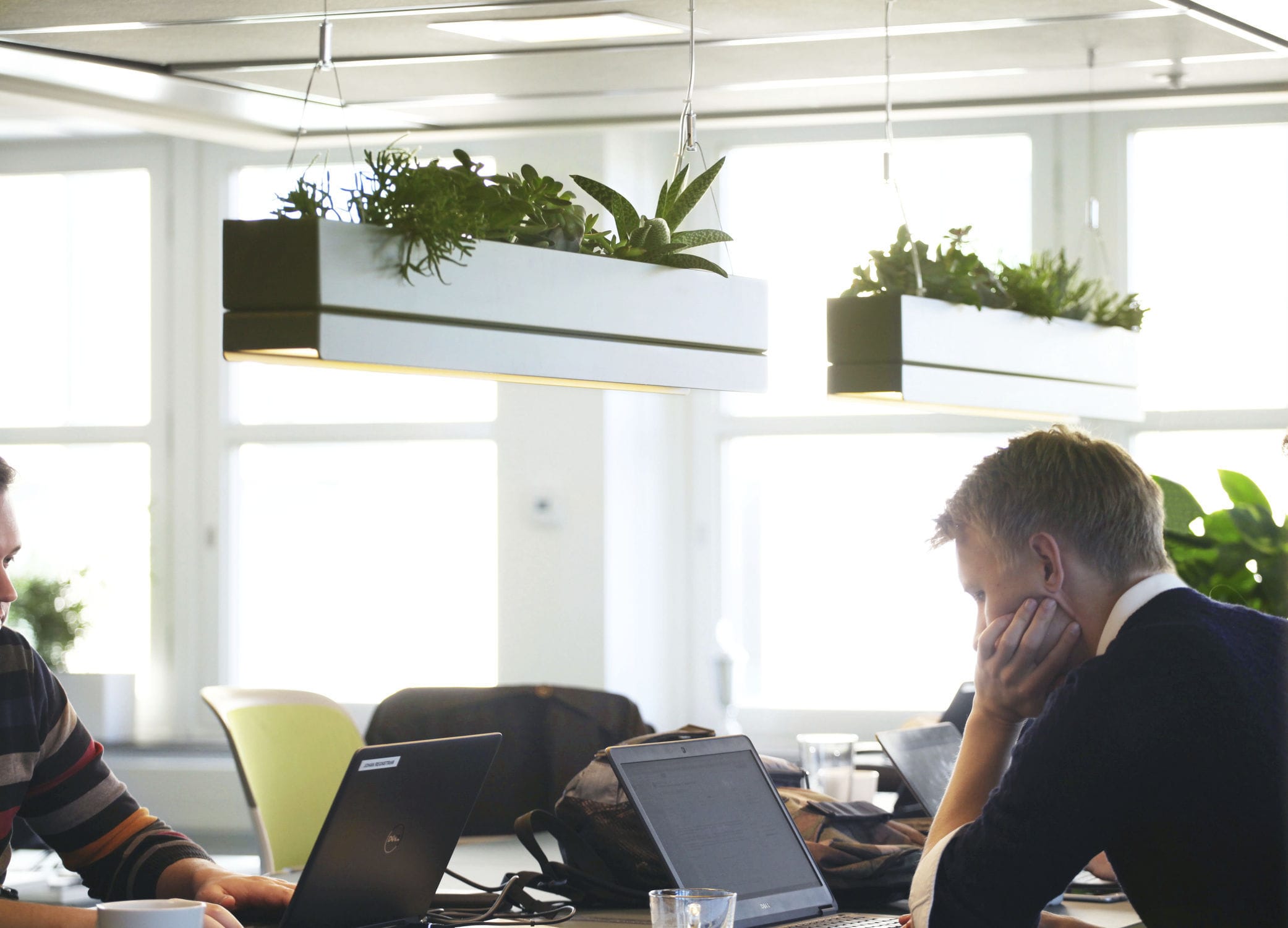 Jardinera de aluminio / rectangular / con iluminación integrada