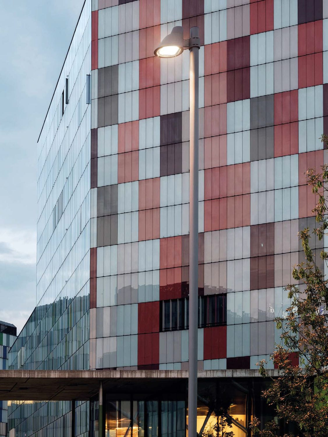 Farola urbana - BELL - MARTINI Illuminazione - contemporánea / de