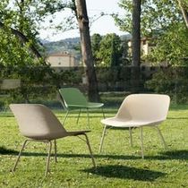 Sillón contemporáneo / de tejido / de plástico...