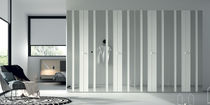 Armario contemporáneo / de madera / con...