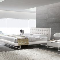 Cama de matrimonio / contemporánea / tapizada...