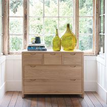 Cómoda contemporánea / de madera / marrón