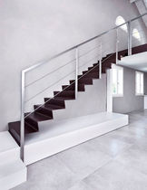 Escalera con contrahuellas - Todos los fabricantes de la arquitectura y