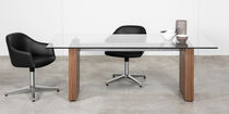 Mesa contemporánea / de vidrio / con base...