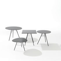 Mesa contemporánea / de acero / con base...