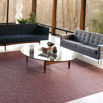 Alfombra contemporánea / con motivos decorativos...