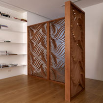 Biombo contemporáneo / de madera / para...