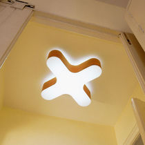 Plafón contemporáneo / de madera / LED /...