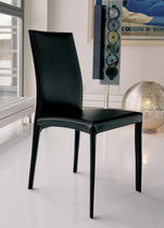Silla contemporánea / de cuero / con base...