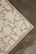 Alfombra contemporánea / con motivos decorativos...