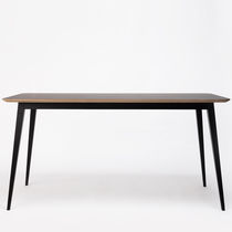 Mesa contemporánea / de material laminado...