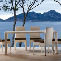 Mesa de comedor contemporánea / de vidrio...