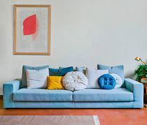 Sofá contemporáneo / beis / blanco / azul