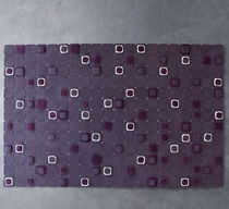 Alfombra contemporánea / con motivos decorativos...