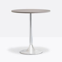 Mesa bistró contemporánea / de hierro fundido...