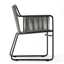 Silla contemporánea / de poliéster / con...