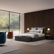 Cama de matrimonio / contemporánea / tapizada...