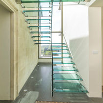 Escalera con zancas laterales - Todos los fabricantes de la