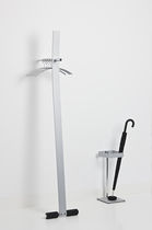 Perchero de pie / contemporáneo / de aluminio...