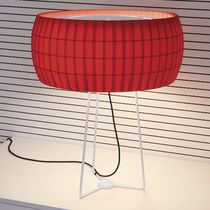 Lámpara de mesa / de metal / de tejido /...