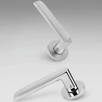 Tirador para puerta / de latón / contemporáneo...